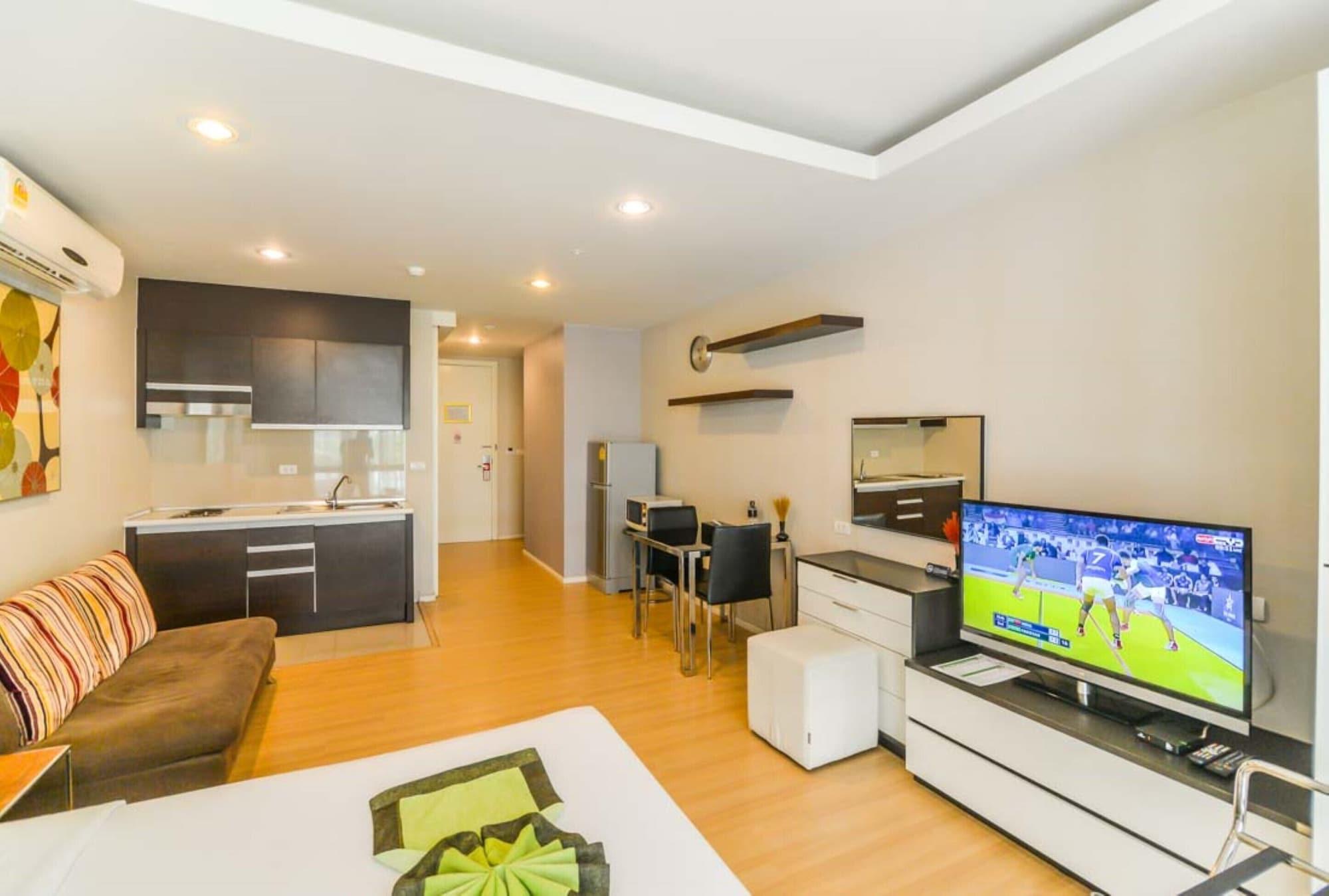 Icheck Inn Residence Sukhumvit 1 Bangkok Exterior photo