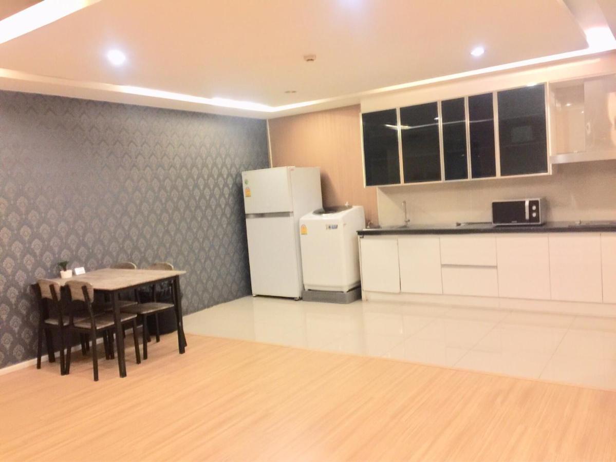 Icheck Inn Residence Sukhumvit 1 Bangkok Exterior photo