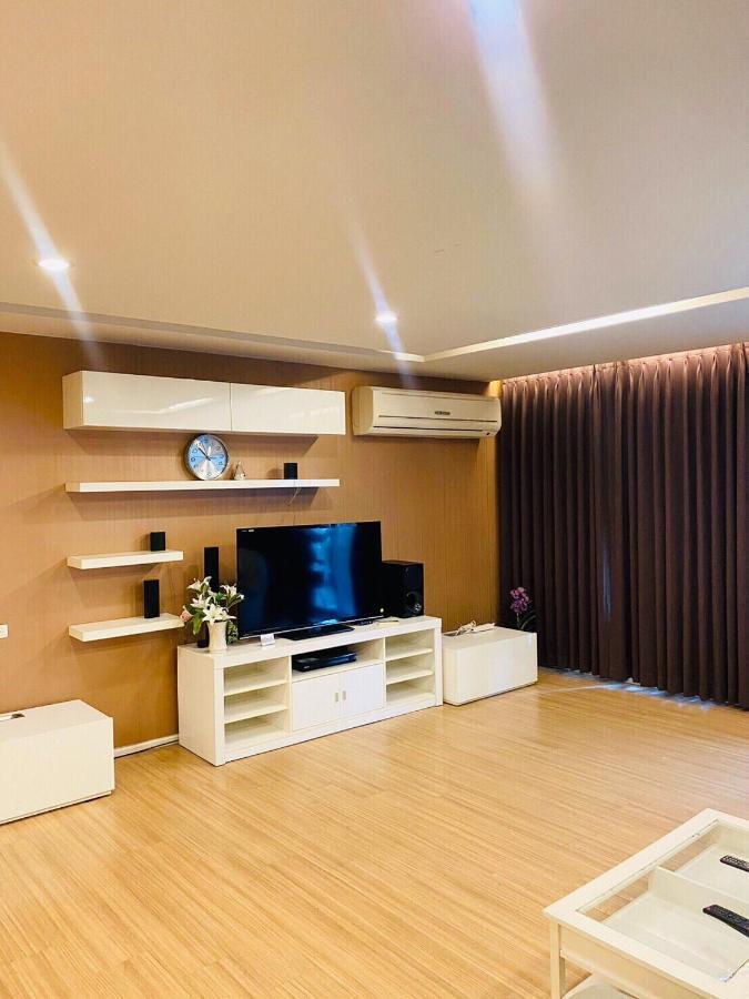 Icheck Inn Residence Sukhumvit 1 Bangkok Exterior photo