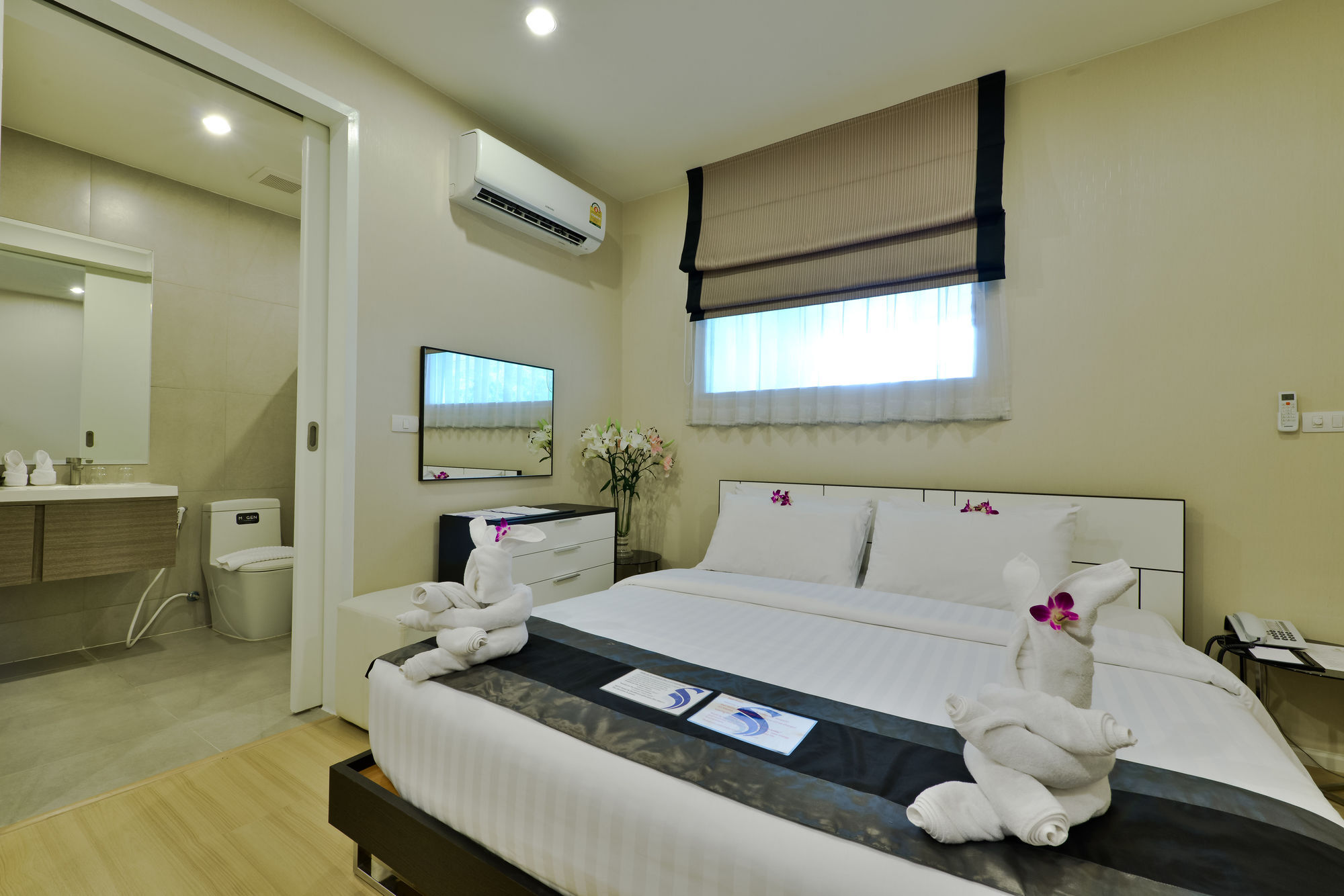 Icheck Inn Residence Sukhumvit 1 Bangkok Exterior photo