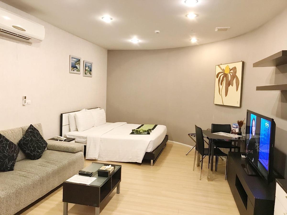 Icheck Inn Residence Sukhumvit 1 Bangkok Exterior photo